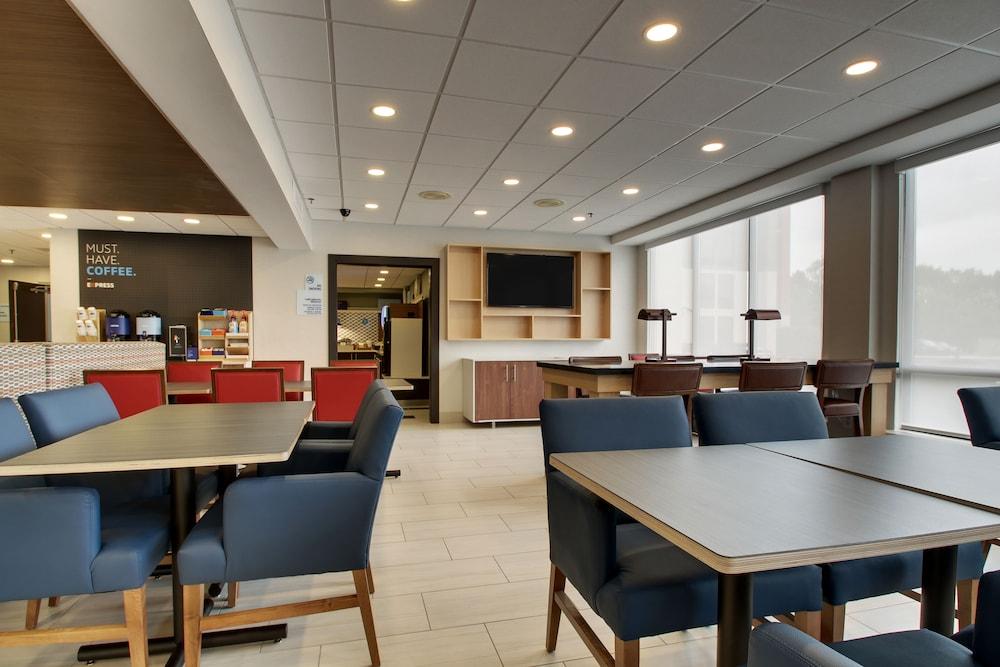 Holiday Inn Express Voorhees/ Mt. Laurel By Ihg Esterno foto