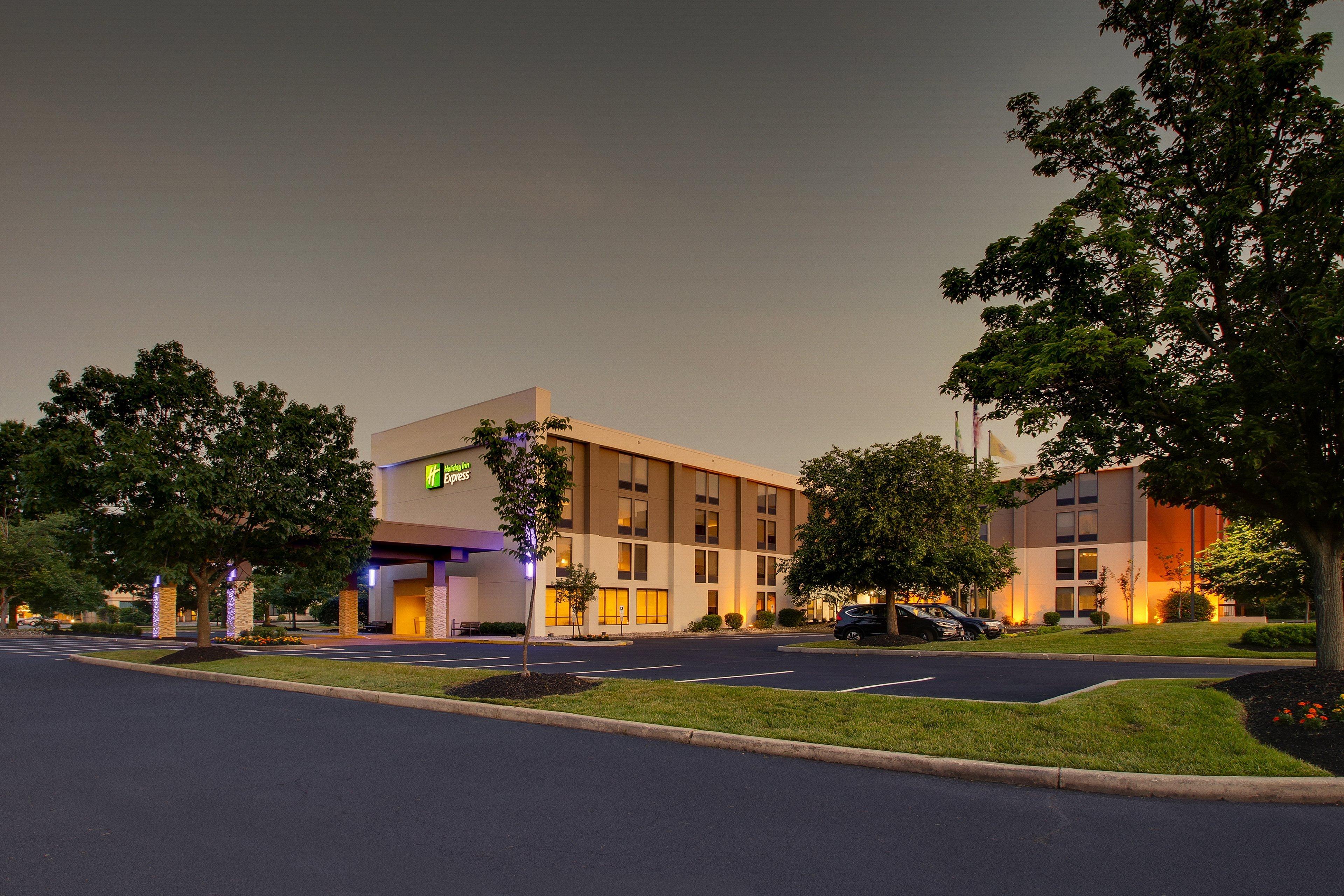Holiday Inn Express Voorhees/ Mt. Laurel By Ihg Esterno foto