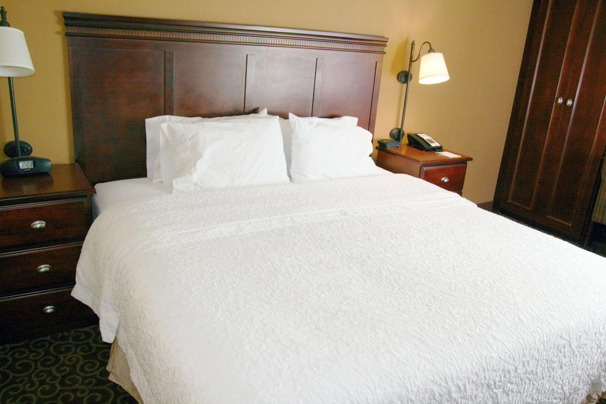 Holiday Inn Express Voorhees/ Mt. Laurel By Ihg Esterno foto